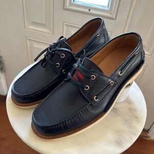 Gucci Web Accent Leather Boat Shoes Men’s Size 9.5 Dark Blue Excellent Condition